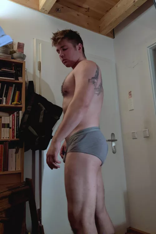 After a long day 'at the gym' by BruderEnoch