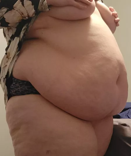 After a long night of stuffing 🥵 by bbwangelxxx