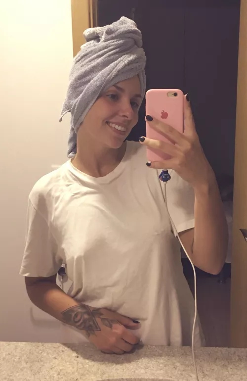 after a refreshing shower 💦 by annat2