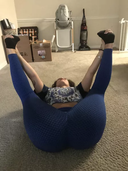 After gym stretch by Urfav_hippie