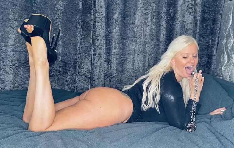 After I chain and plug you I’m gonna bounce my thick booty on your pathetic little face by sparkly-and-savage