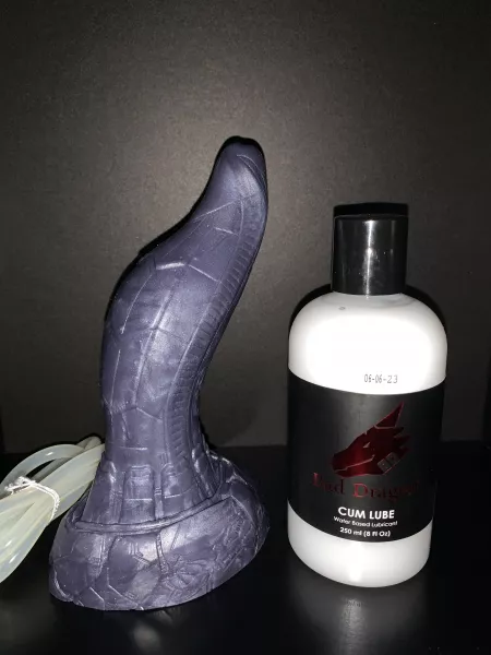 After seeing others reviews on the small, I bought a mini Habu w/o looking at the dimensions. Needless to say, mini Habu is TINY. Wish I would have gone with a small instead! Picture w/ the cumlube to get an idea of it’s size. by xServilexx
