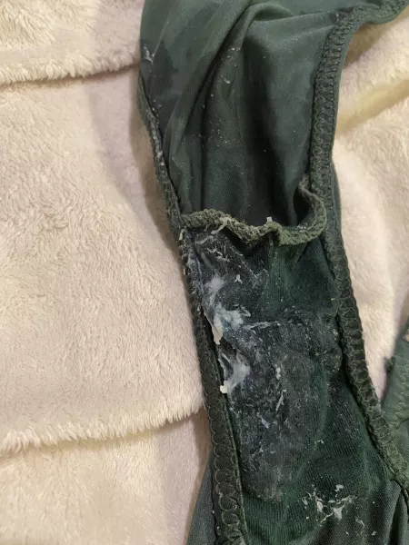 After stuffing and playing with these in my pussy! Love getting messy ! 🥰 by 18yearoldsecret