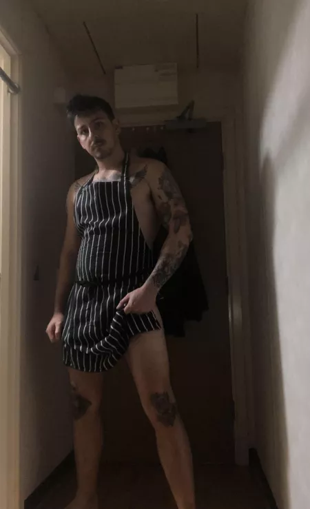 After work selfie 🤳 by Lozmanu