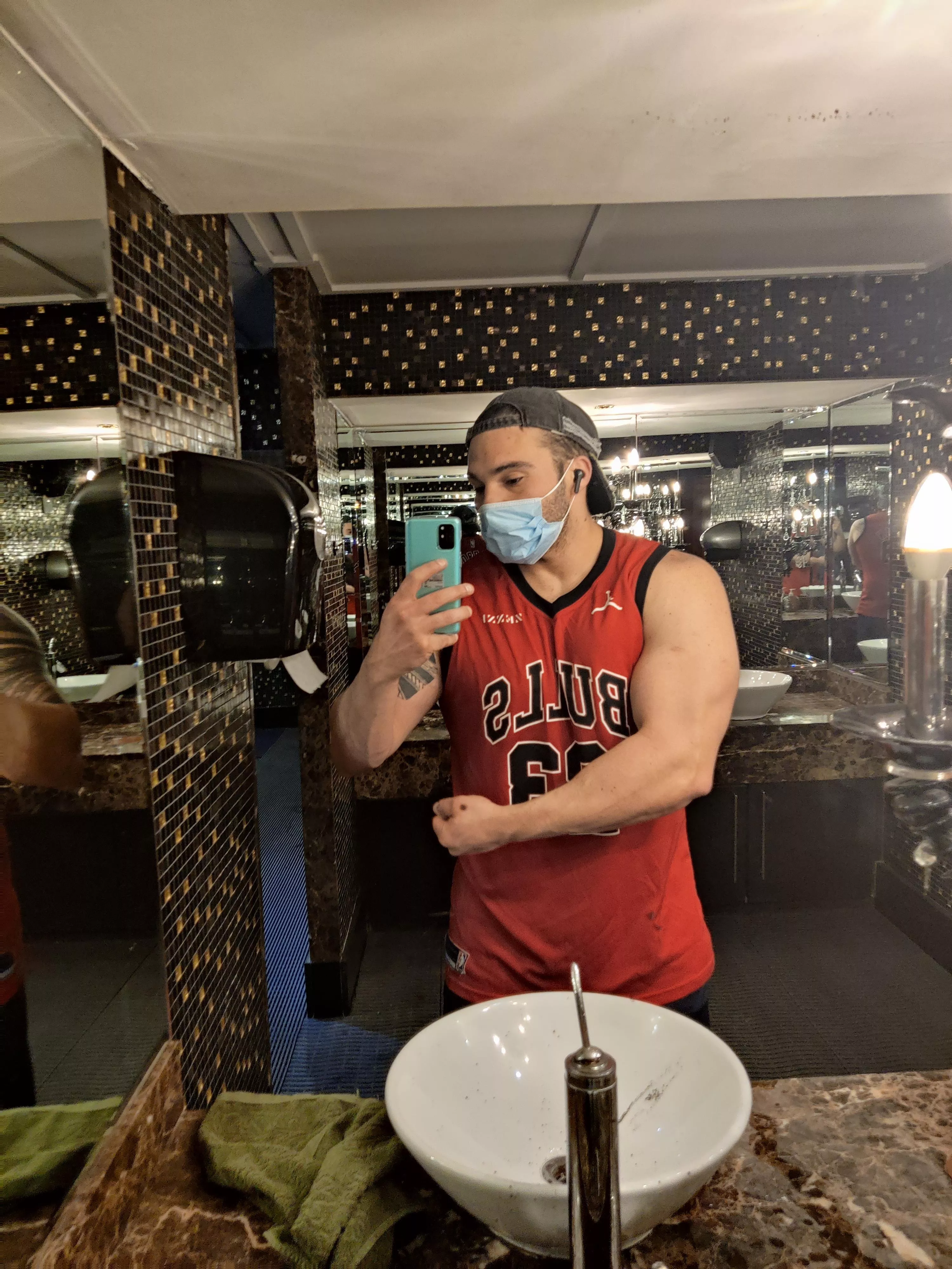 After workout today! [M] 🤛🤛 posted by Willing-Will-8487