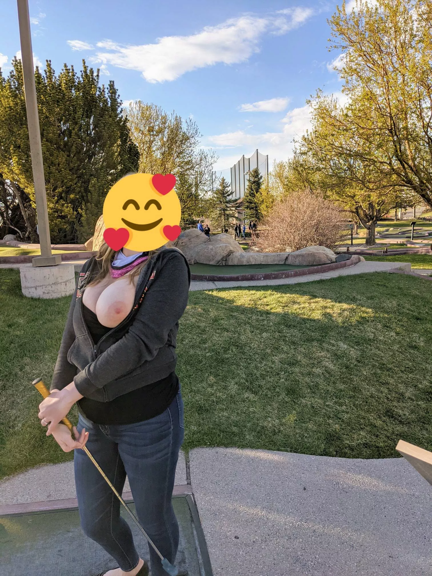 Afternoon flash at the golf course posted by Nikki2147