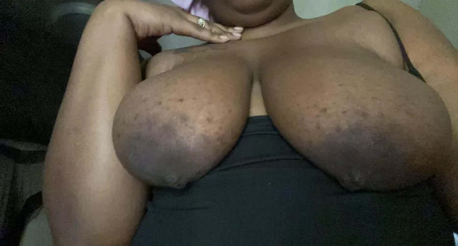 Afternoon titties by Spiritualfreaks