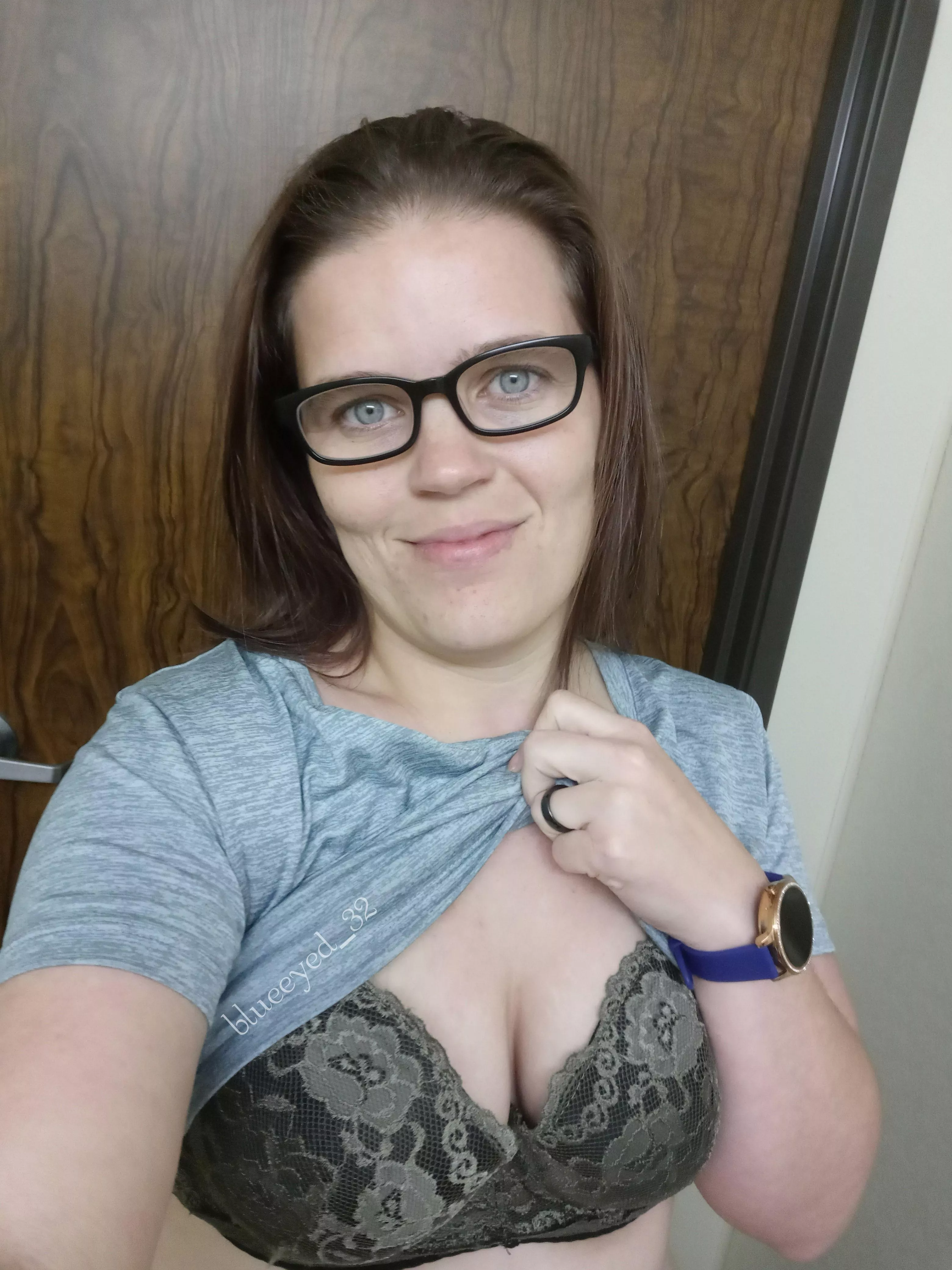 Afternoon y'all. hope you like my bra choice posted by blueeyed_32