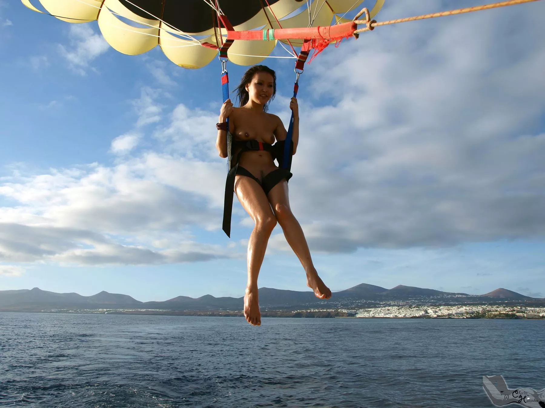 Agi naked while parasailing posted by c_hollander