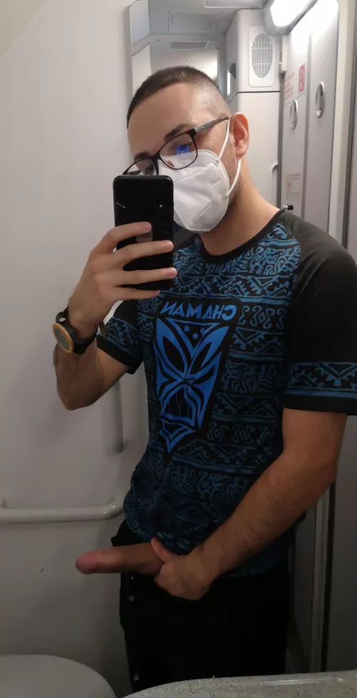 Airplane boner 😉 by Tencha506