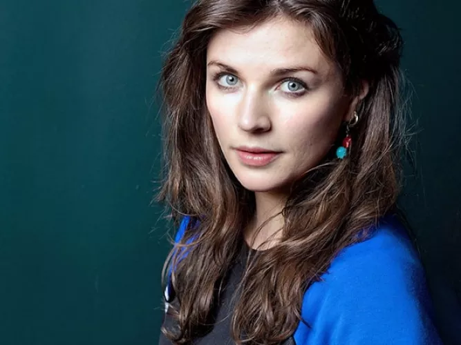 Aisling Bea by Rednaxela117