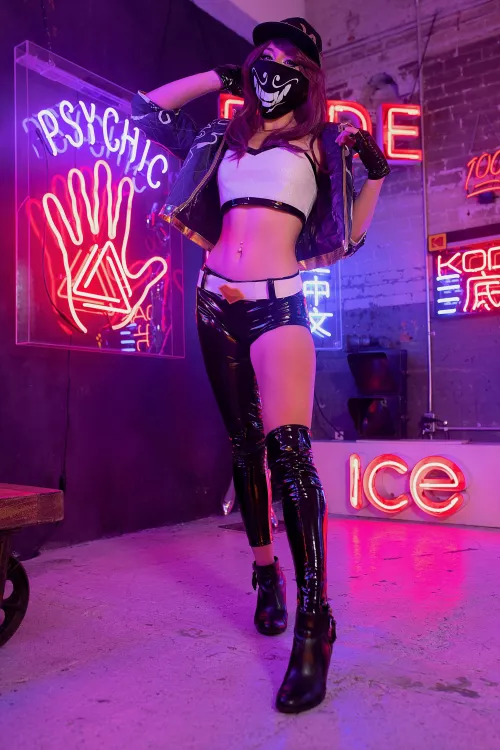 Akali- League of Legends by Dessyyc by oxdessyxo