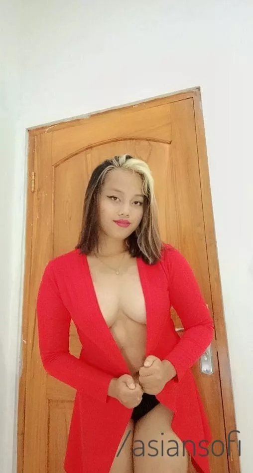 Aku sendirian malam ini 😈 posted by asiansofi