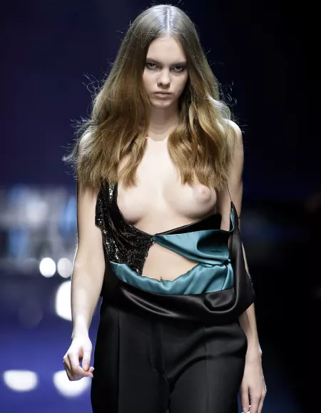 Alana Kuznetsova | Salvatore Ferragamo FW 2008 by maxwe11d