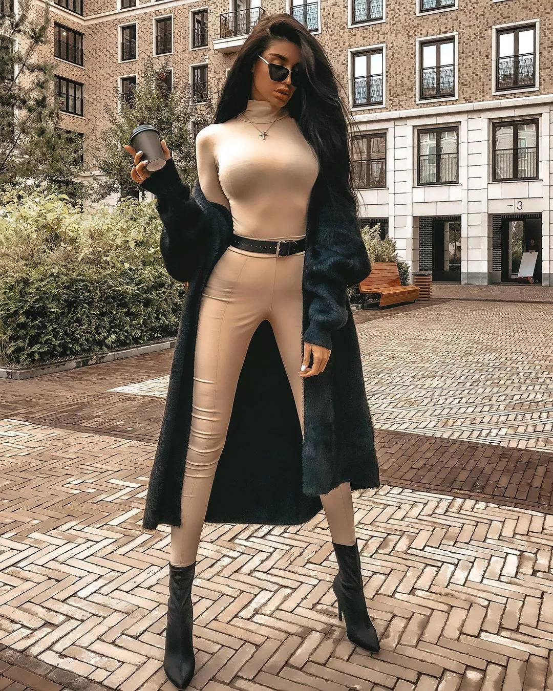 Alena Baigrova posted by i_h8_mushrooms