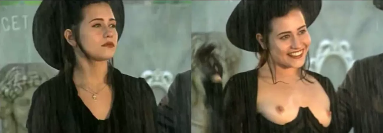 Alessandra Negrini (from Netflix show Invisible City) in brazilian series Engraçadinha... Seus Amores e Seus Pecados (1995)