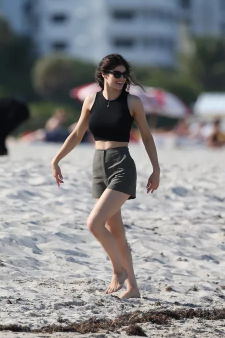 Alexandra Daddario by ilovebigasses11