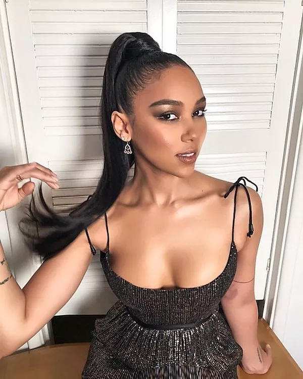 Alexandra Shipp posted by AdviceGivingBlackGuy