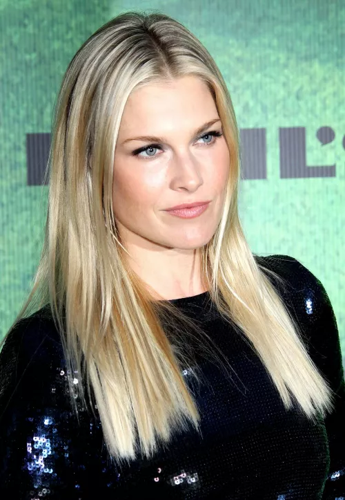 Ali Larter by awakenedSky