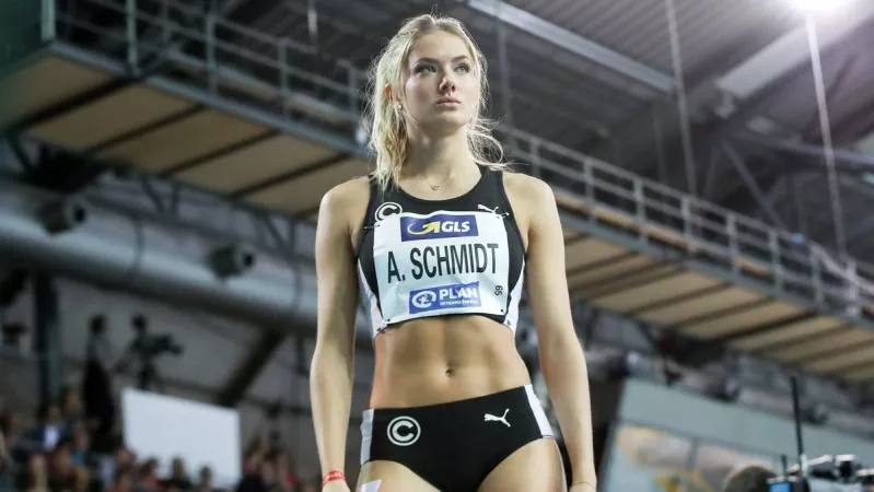 Alica Schmidt by 66090