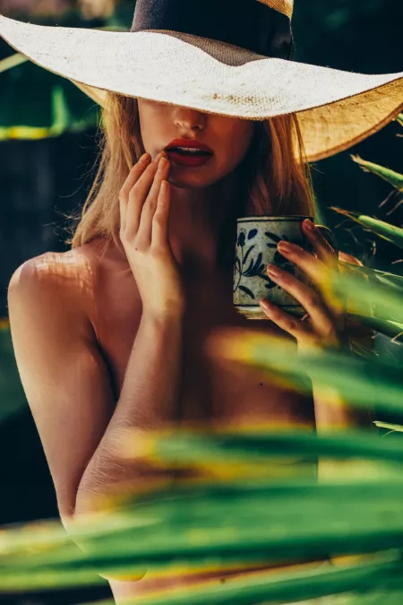 Alice Cornish by Aaron Feaver by deckard222