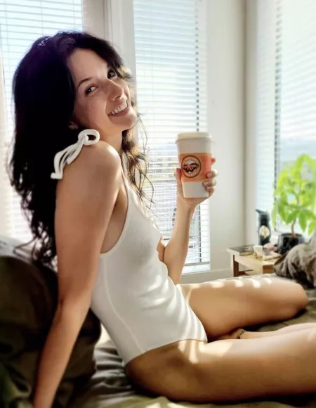 Alice Greczyn by enjoying-beauty