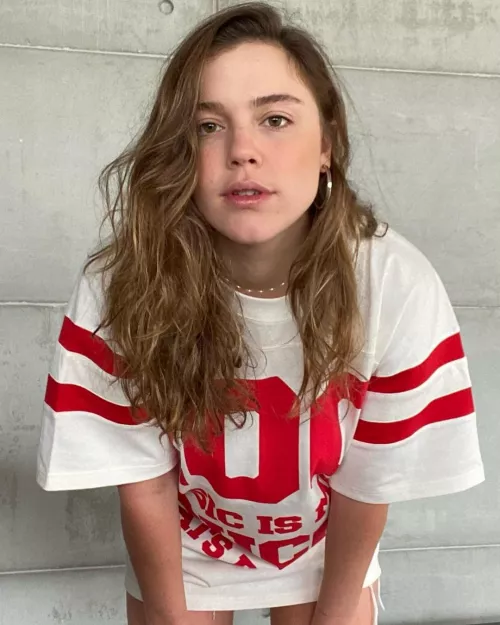 Alice Wegmann by GlamMetalLion