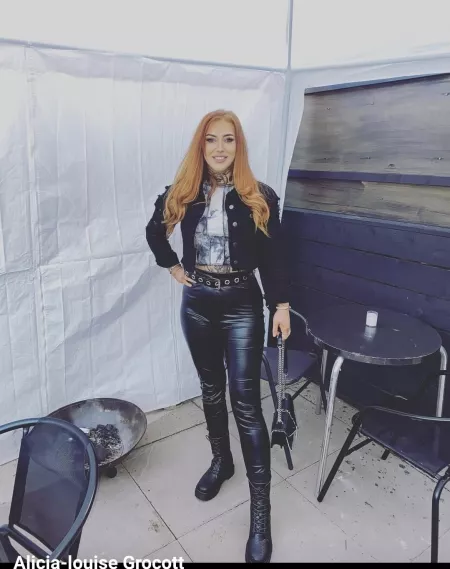 Alicia by Englishgenttleman