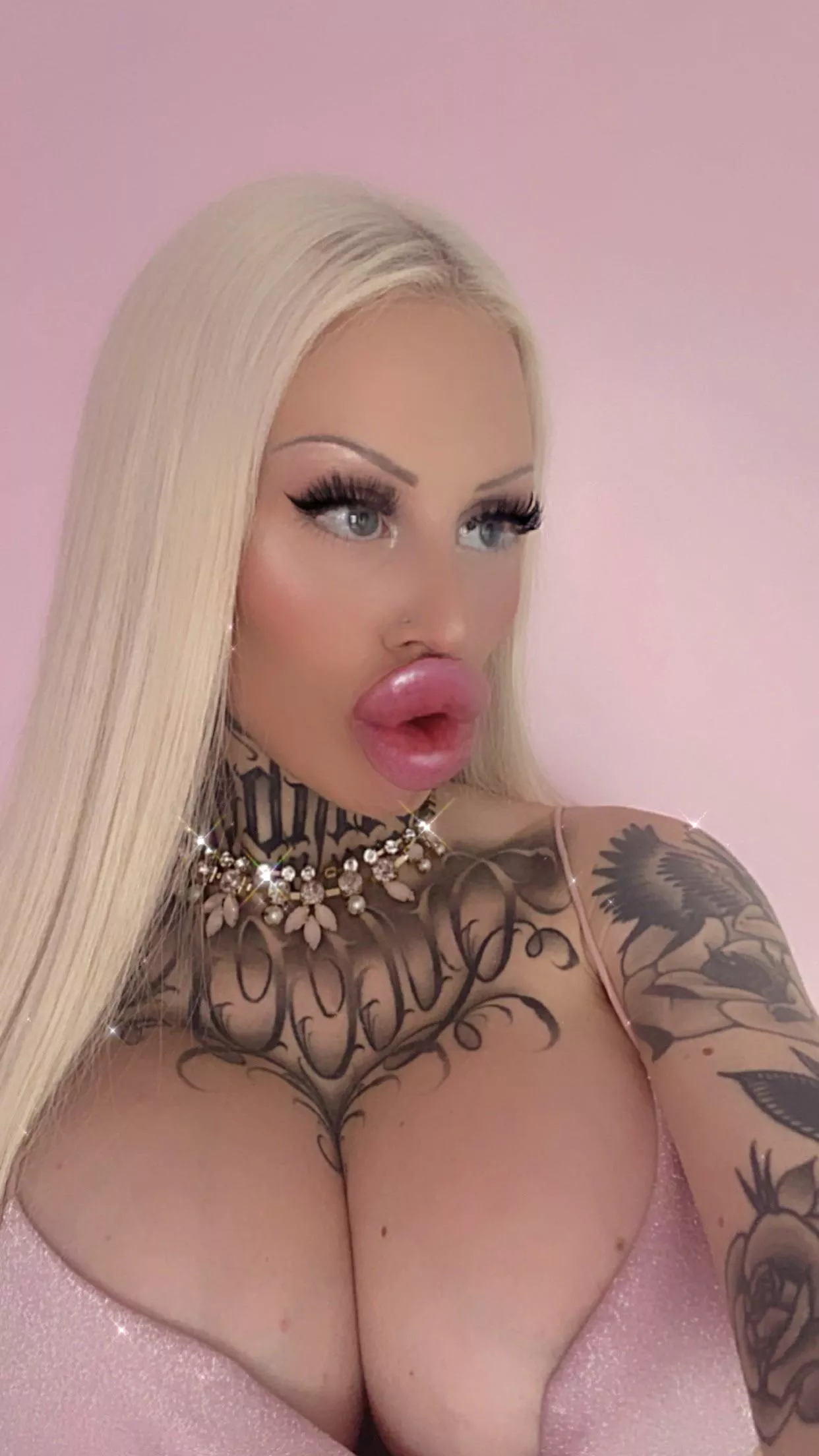 Alicia Amira posted by Alicia_amira