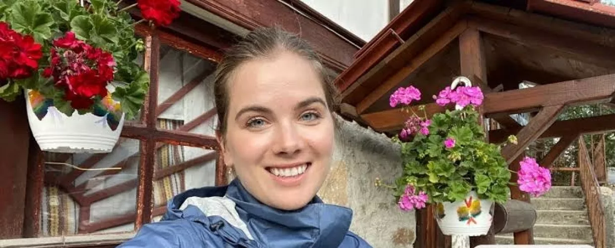 Alina Mcleod Ukranian youtuber by Floki-2021