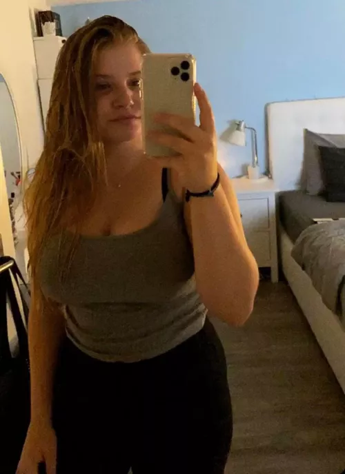 Aline Zwahlen by goldensmash69