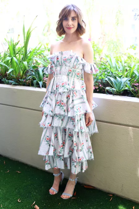 Alison Brie by littlea_adderall