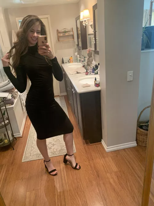 All black by festivalfashionista