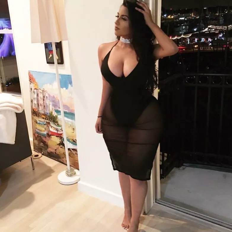 all black posted by mindoverevrything