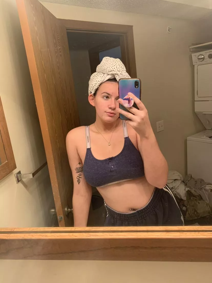 all clean 😇 posted by stellarosexx