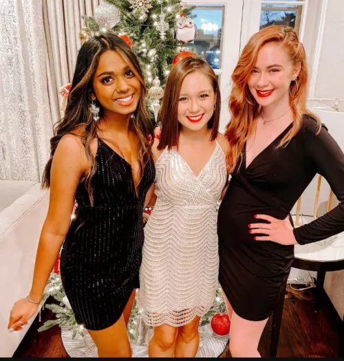 All dressed up by Chaturbater1