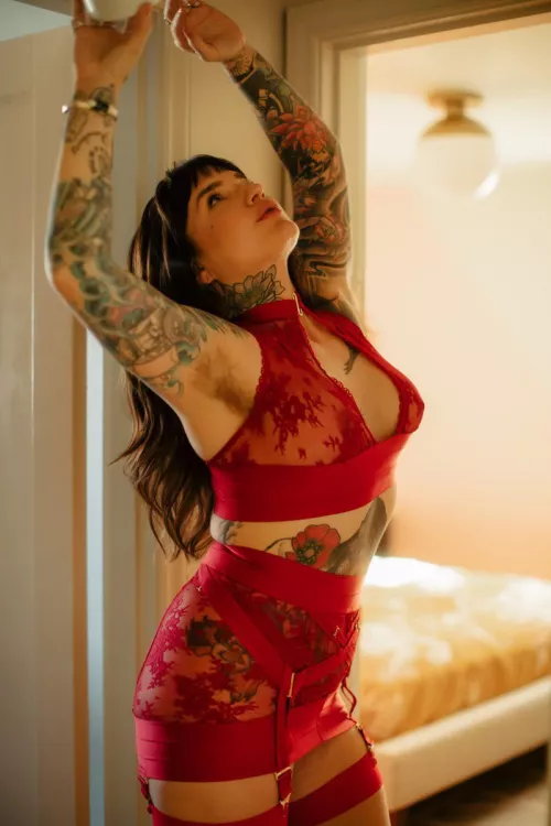 All dressed up for you babe by wolffinthethroneroom