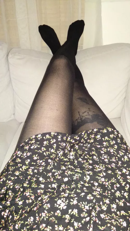 All I have to do for today - just relax 😉 whose with me ? by hiitscaroline_