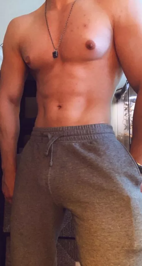 All I own are grey sweats💦💪 by jameszim17