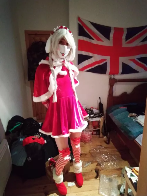 All i want for christmas is uwu by Eval_Penguin