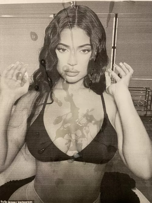 All over Kylie by jattada