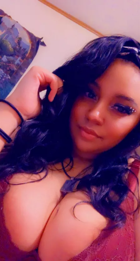 All pretty with nothing to do by HotFig2021