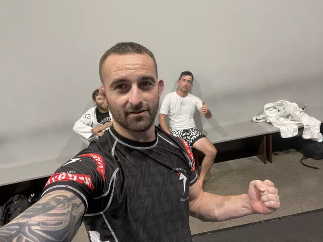 All sweaty after some mma class going for the mild version tonight ;) by jcraft92