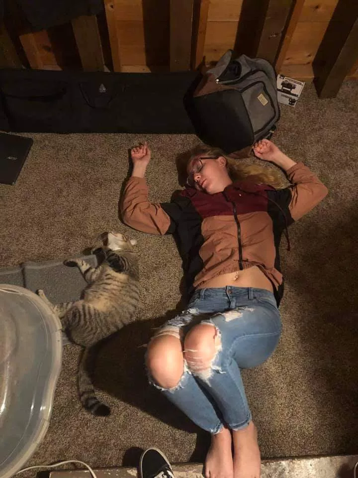 All that pussy posted by thementaltyrant