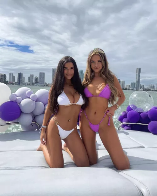 All the men around knew who the crown really should belong to👸🏻 by Tim-Gallant