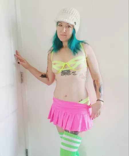 All the neons for this Monday morning!! by gothic_popsicle