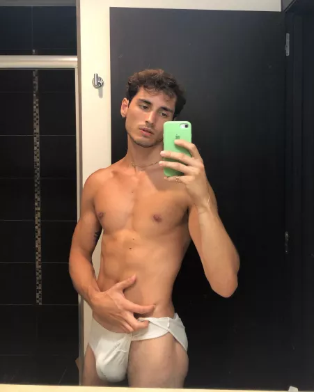 all wrapped up by HerculesErco