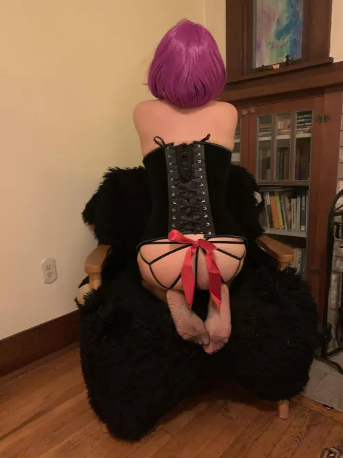 All wrapped up with a bow ;) by desi-malone