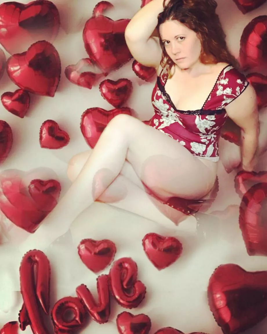 All you need is love ❤️ posted by Red_Vixen_pinup