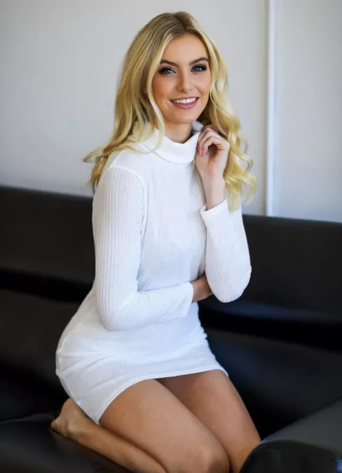 Allison Mason by CASHMERE1977